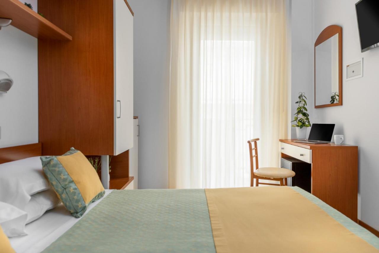Hotel Principe Cattolica Ngoại thất bức ảnh
