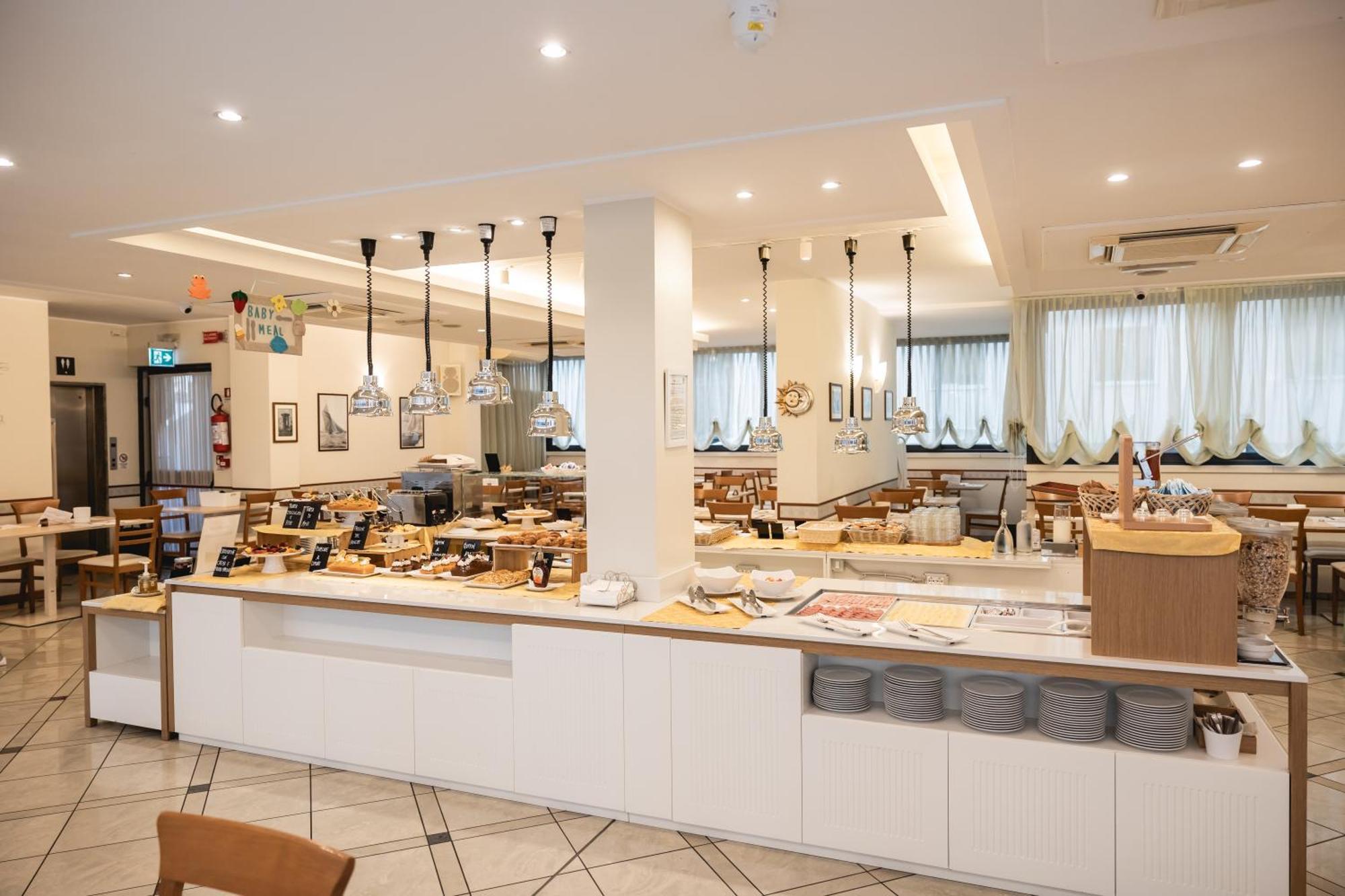 Hotel Principe Cattolica Ngoại thất bức ảnh