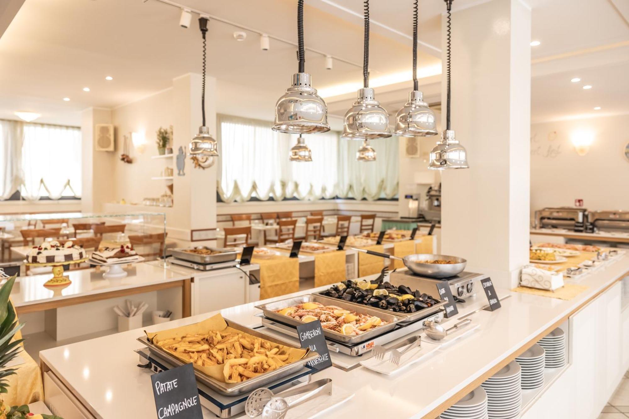 Hotel Principe Cattolica Ngoại thất bức ảnh